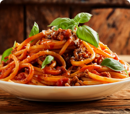 Pasta with Tomato Sauce and Basilic